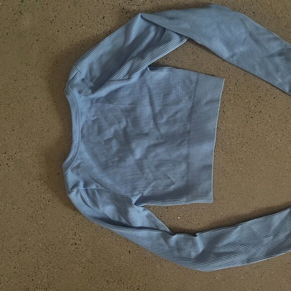 Blue garage long sleeve - Picture 2 of 4